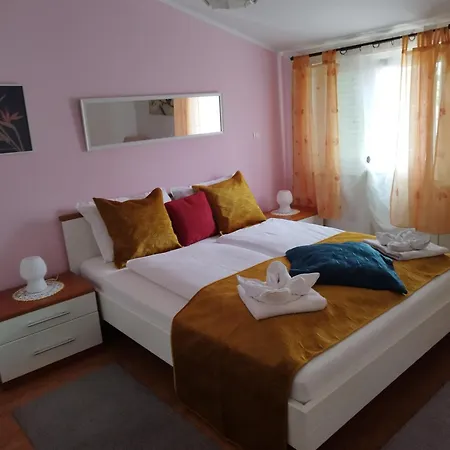 Apartment Appartmani Punta