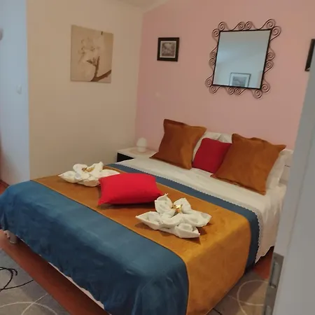 Appartmani Punta Apartment *