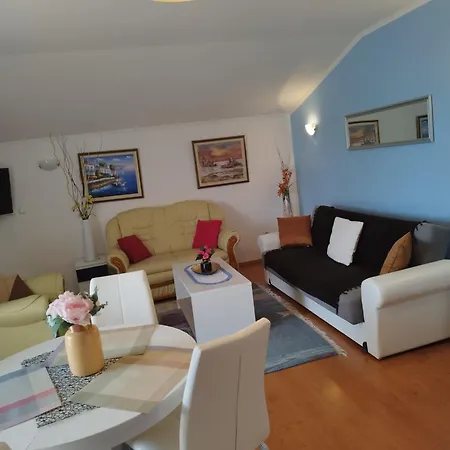 Apartment Appartmani Punta