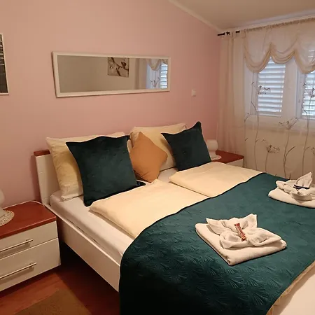 아파트 Appartmani Punta 우마그