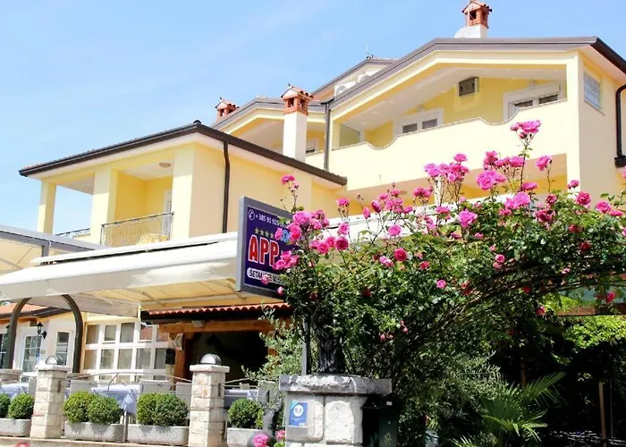 Appartmani Punta 아파트 *