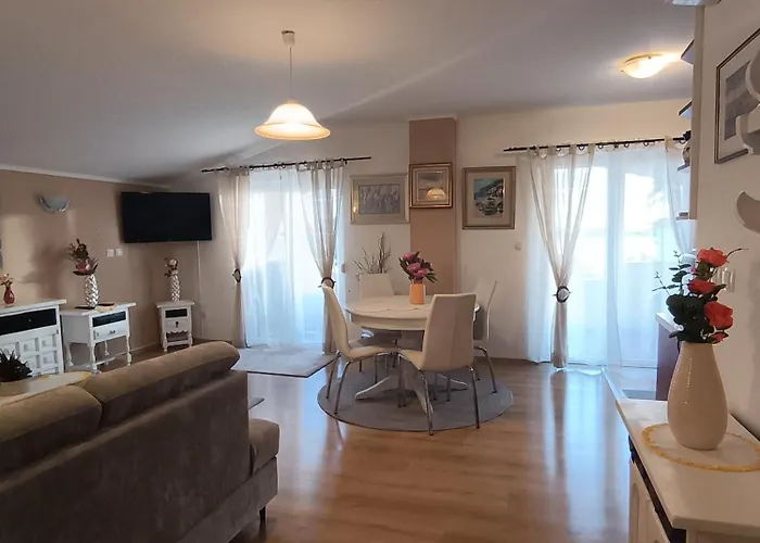 아파트 Appartmani Punta 우마그